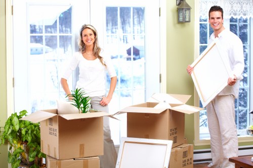Flexible man with a van service for Holland Park homes and businesses