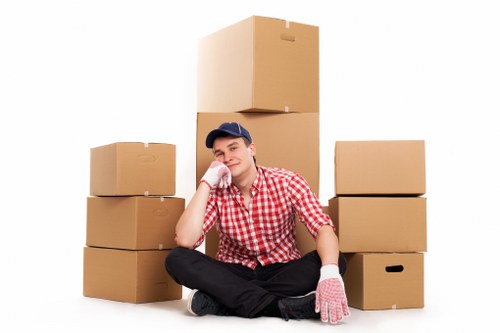Reliable local removals service supporting a smooth move in Holland Park